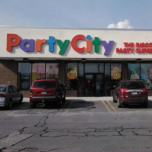Party City South Portland, ME - Dick's Sporting Goods Plaza